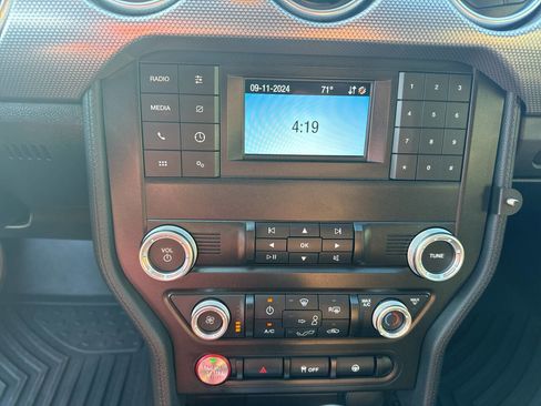 Used 2020 Ford Mustang GT w/ Ford Safe & Smart Package image 17