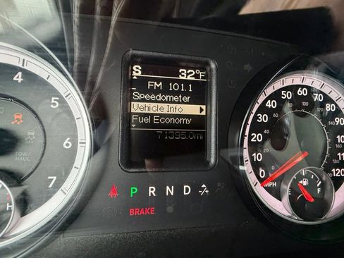 Used 2015 RAM 2500 Tradesman w/ Chrome Appearance Group image 28