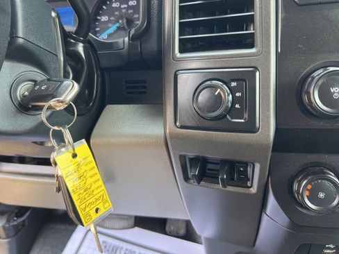 Used 2022 Ford F350 XL w/ Power Equipment Group image 47