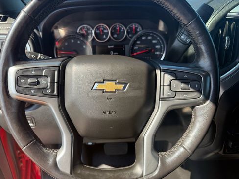 Used 2020 Chevrolet Silverado 2500 LT w/ Convenience Package image 19