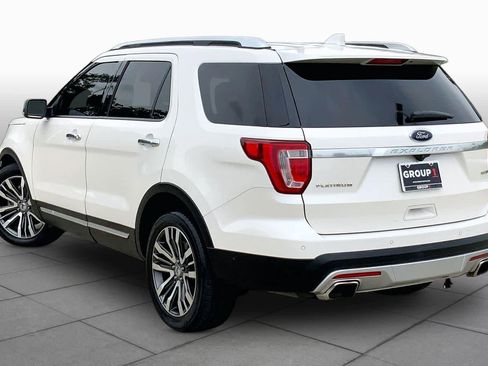 Used 2016 Ford Explorer Platinum AWD/4WD image 12