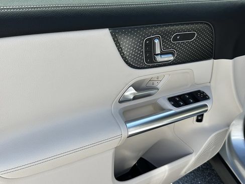 Certified 2026 Mercedes-Benz GLA 250 4MATIC w/ Midnight Edition image 11