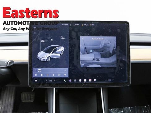 Used 2018 Tesla Model 3 Long Range image 12