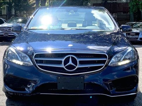 Used 2015 Mercedes-Benz E 350 4MATIC Sedan image 2