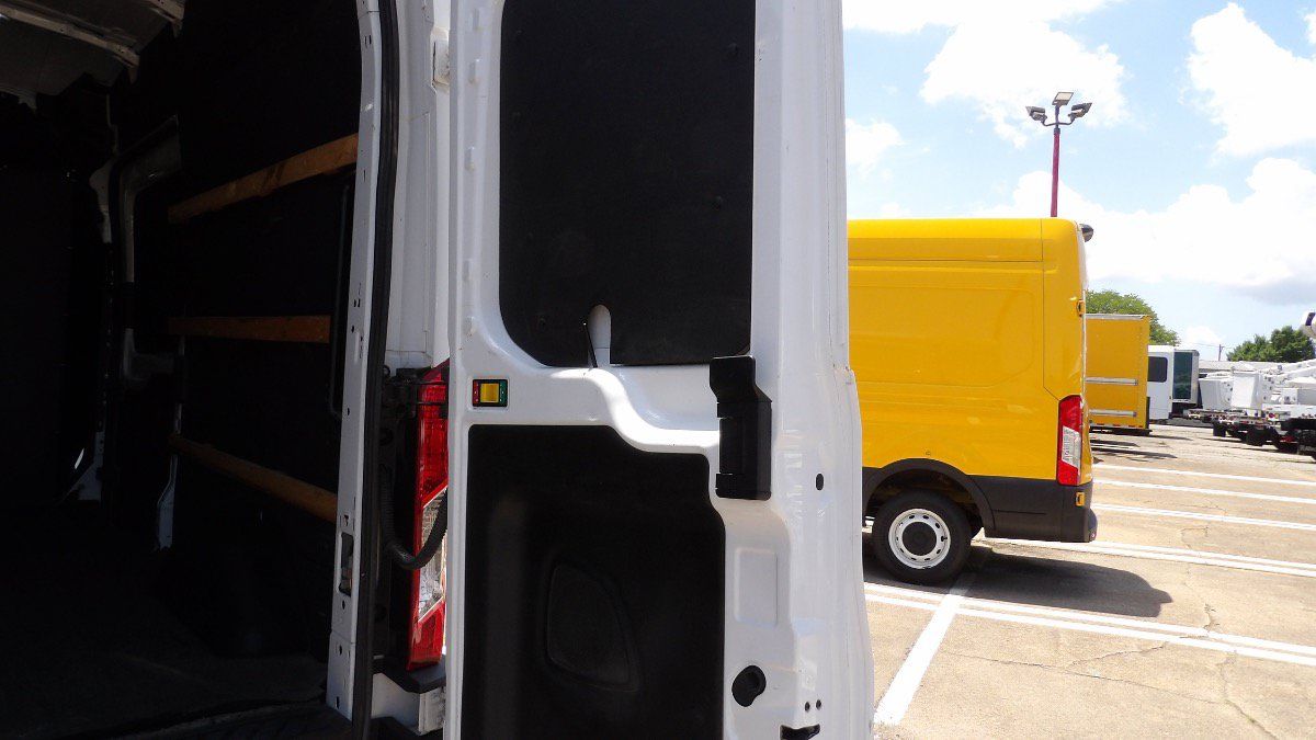 Used 2022 Ford Transit 250 148 High Roof w/ Load Area Protection Package RWD image 33