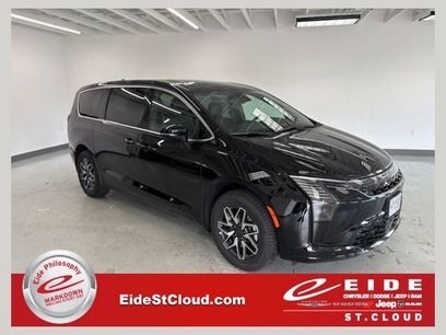 New 2027 Chrysler Pacifica Limited