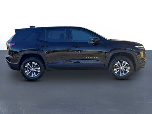 New 2026 Chevrolet Equinox LT image 4