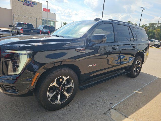 Used 2025 GMC Yukon AT4 Ultimate AWD/4WD image 8