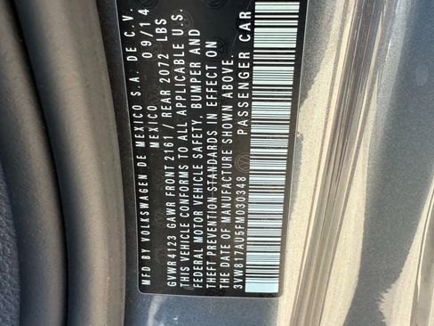 Used 2015 Volkswagen Golf S image 30