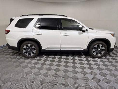 Used 2026 Honda Pilot Elite image 7