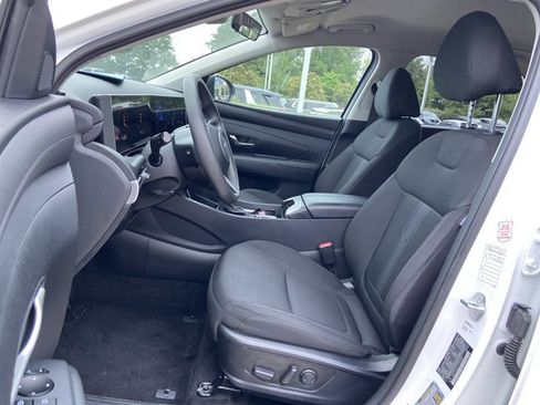 Used 2025 Hyundai Tucson SEL FWD image 34