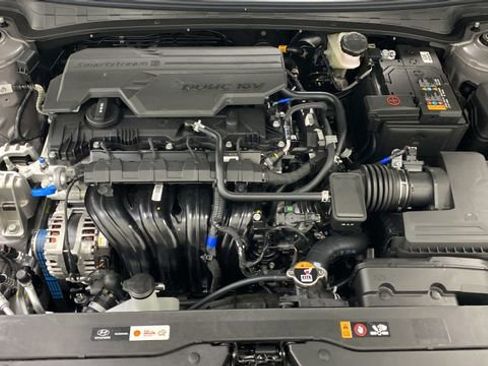 New 2026 Hyundai Elantra Limited image 27