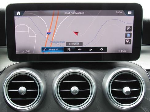 Used 2022 Mercedes-Benz GLC 300 4MATIC image 30