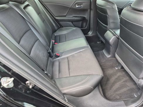Certified 2017 Honda Accord Sport image 19