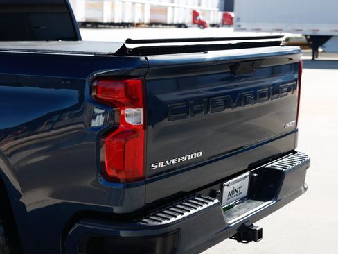 Used 2019 Chevrolet Silverado 1500 RST w/ All-Star Edition image 43