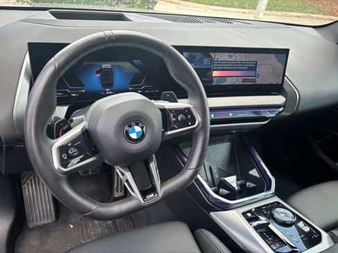 Used 2025 BMW X3 xDrive30 AWD/4WD image 3