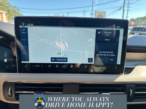 New 2026 Lincoln Corsair Premiere image 17