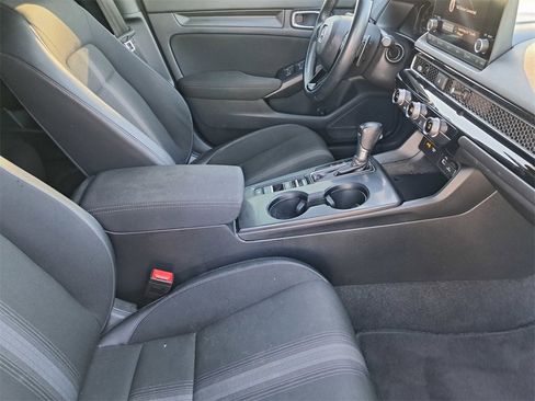 Used 2022 Honda Civic Sport image 32