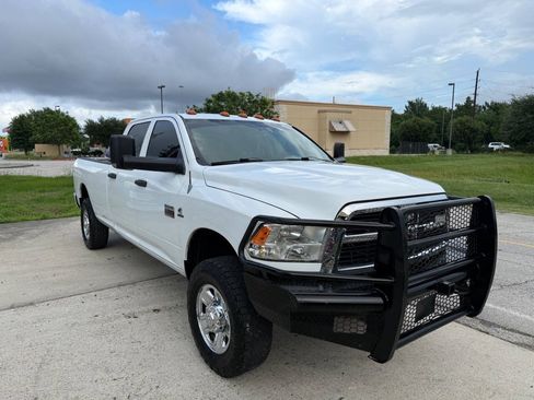 Used 2012 RAM 2500 ST w/ Chrome Appearance Group AWD/4WD image 4