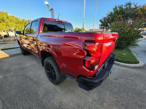 Used 2025 Chevrolet Colorado W/T w/ WT Custom Package RWD image 6