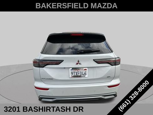 Used 2025 Mitsubishi Outlander SEL FWD image 6