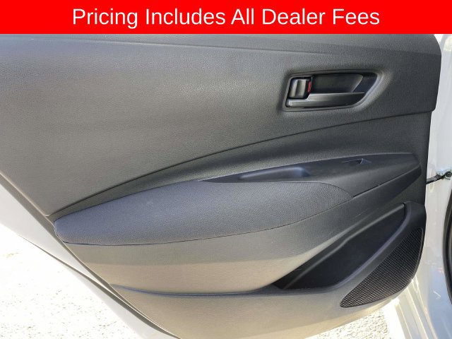 Used 2025 Toyota Corolla LE FWD image 15