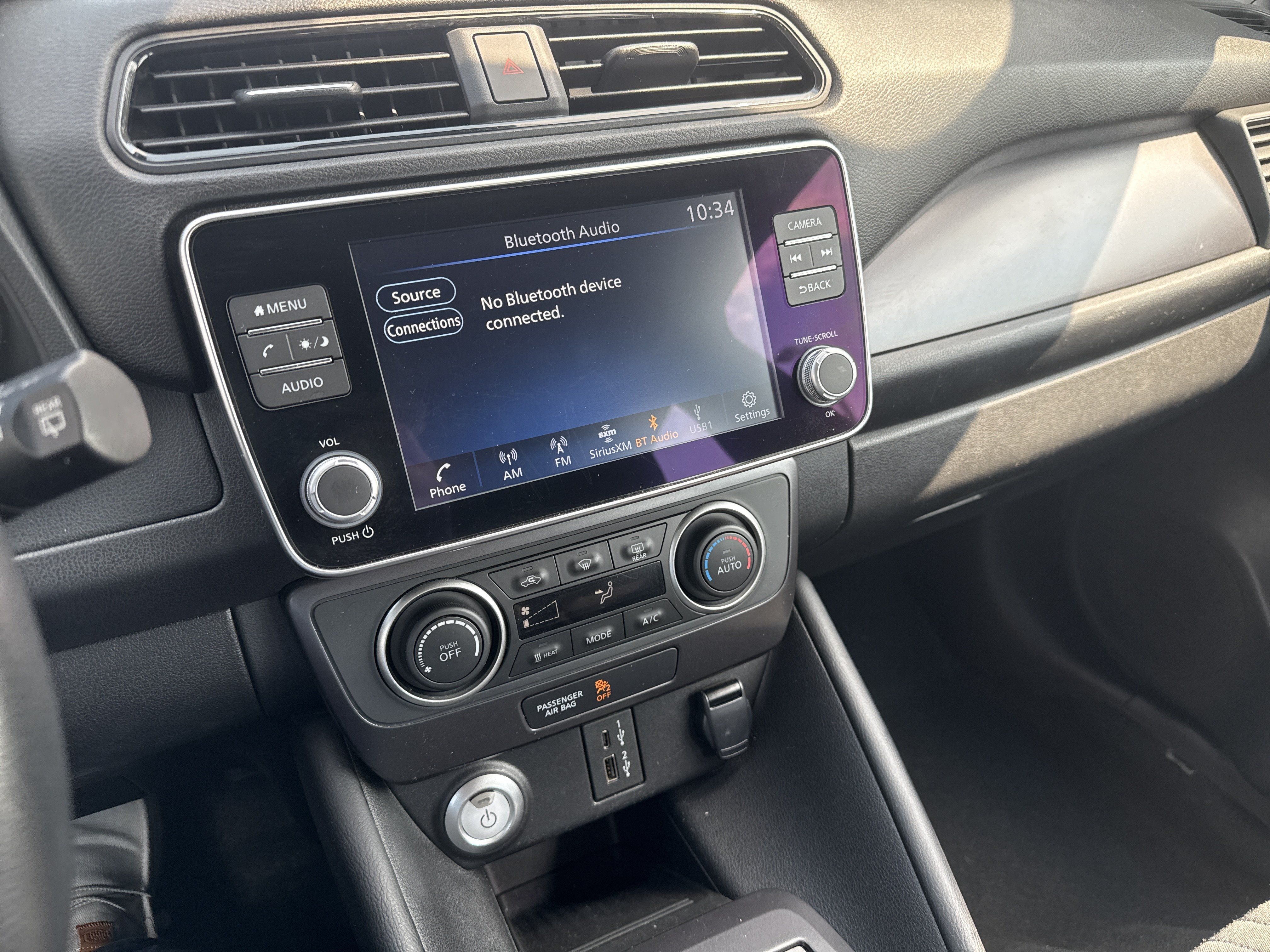 Certified 2025 Nissan Leaf S FWD image 16