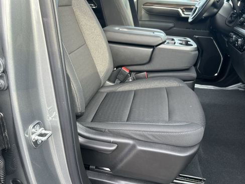 New 2026 Chevrolet Silverado 1500 LT image 17