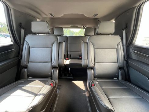 Used 2021 GMC Yukon Denali RWD image 11