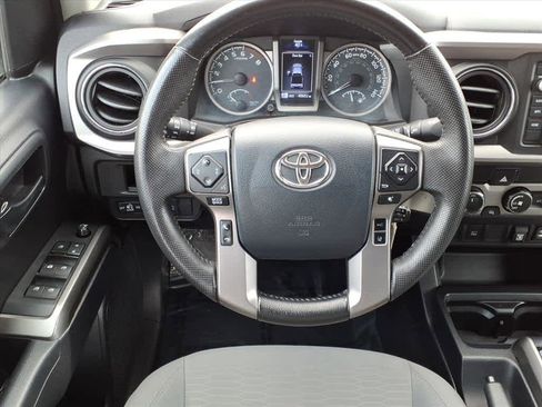 Used 2019 Toyota Tacoma SR5 image 8