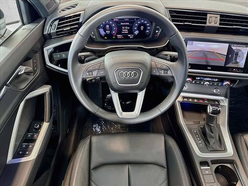 Used 2025 Audi Q3 2.0T Premium Plus w/ Premium Plus Package AWD/4WD image 21