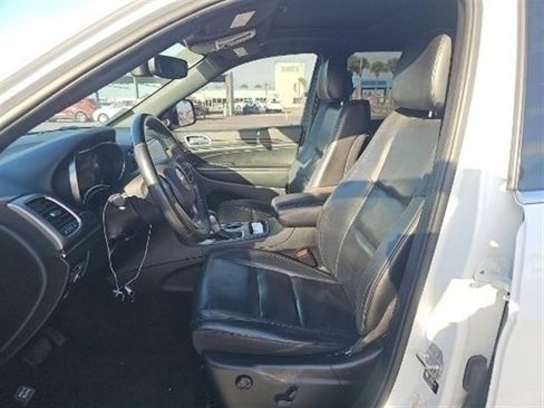 Used 2022 Jeep Grand Cherokee Limited image 3