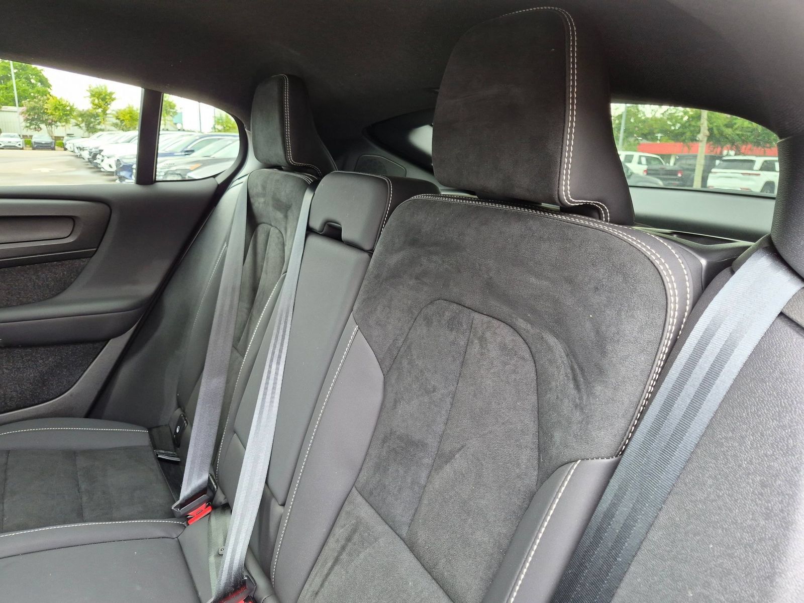 Used 2023 Volvo C40 P8 Recharge Ultimate w/ Protection Package Premier AWD/4WD image 29