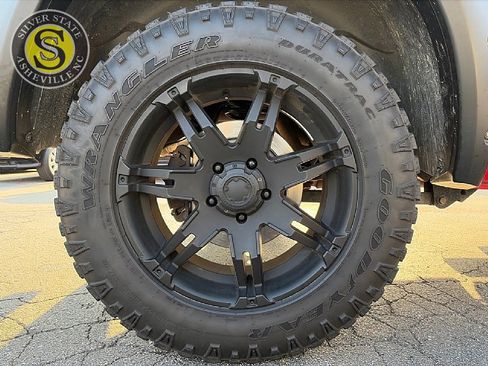 Used 2013 RAM 1500 Express image 9