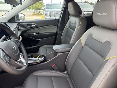 New 2026 Chevrolet Trax ACTIV w/ Driver Confidence Package FWD image 5