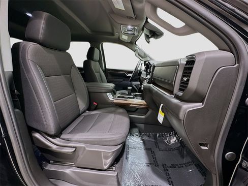 Used 2025 GMC Sierra 1500 Elevation w/ Preferred Package image 29