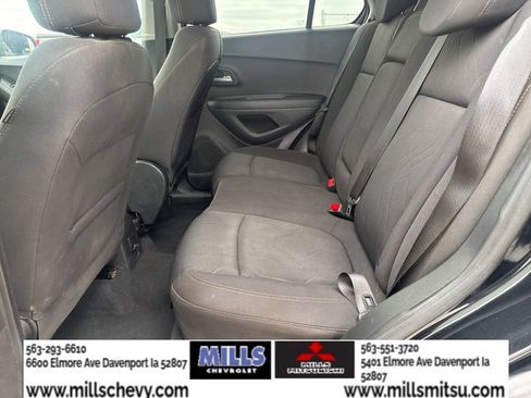 Used 2017 Chevrolet Trax LT FWD image 18