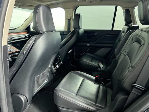 Used 2021 Lincoln Aviator Reserve w/ Equipment Group 201A AWD/4WD image 26