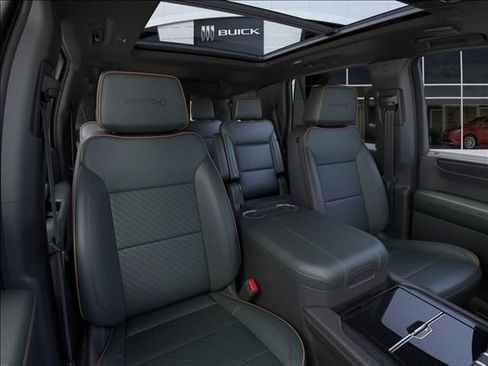 New 2026 GMC Yukon AT4 AWD/4WD image 16