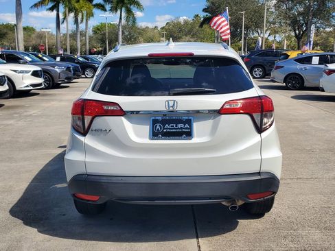 Used 2019 Honda HR-V EX image 6
