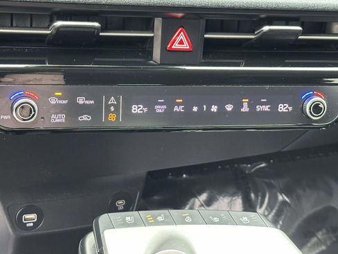 Used 2022 Kia EV6 Wind image 11