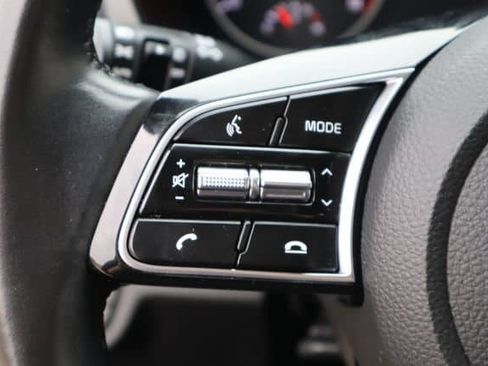 Used 2023 Kia Seltos S FWD image 12