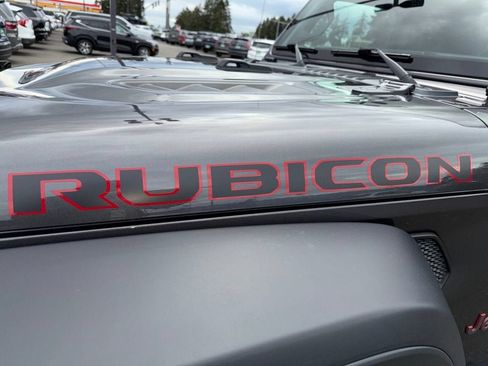 Used 2020 Jeep Wrangler Unlimited Rubicon w/ LED Lighting Group AWD/4WD image 29