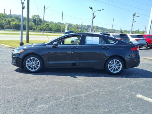 Certified 2020 Ford Fusion SE FWD image 5