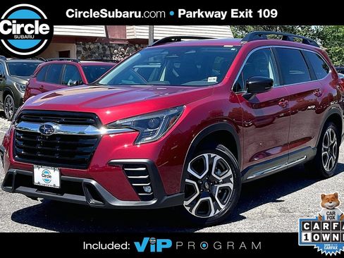 Certified 2025 Subaru Ascent Limited AWD/4WD image 1