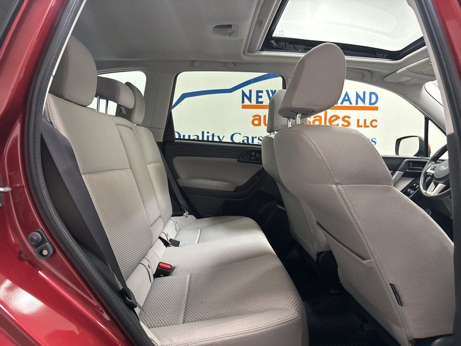 Used 2017 Subaru Forester 2.5i Premium w/ All-Weather Package AWD/4WD image 17
