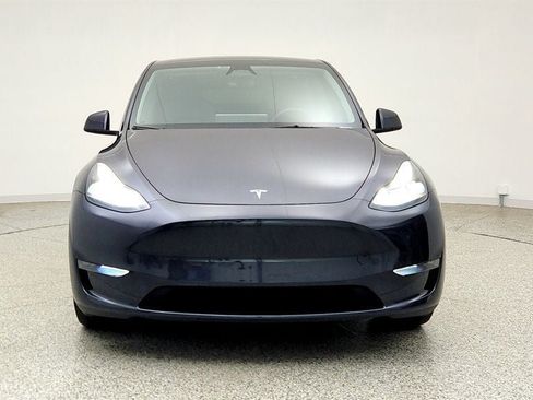 Used 2024 Tesla Model Y Long Range AWD/4WD image 2