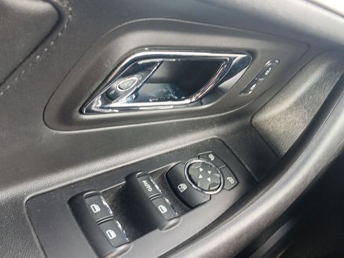 Used 2017 Ford Taurus SEL w/ Equipment Group 201A image 29