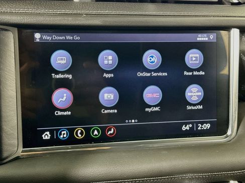 Used 2021 GMC Yukon Denali w/ LPO, Illumination Package AWD/4WD image 46