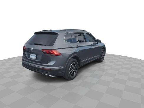 Used 2021 Volkswagen Tiguan SE FWD image 8